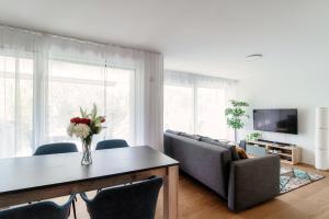 Linda Terrace by Quokka 360 - modern one-bedroom flat with sun terrace