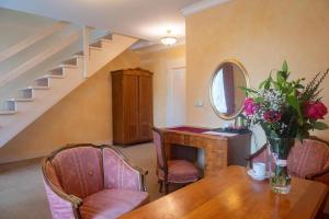 Twin Studio room in Pałac Paulinum