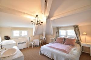 Villas Embruns - Location vacances capbreton superbe villa avec jardin et piscine chauffee : photos des chambres