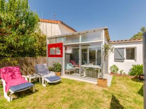 Maisons de vacances Holiday Home Roses Tremieres - TSH112 by Interhome : photos des chambres