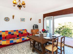 Apartment Cap de Vol by Interhome