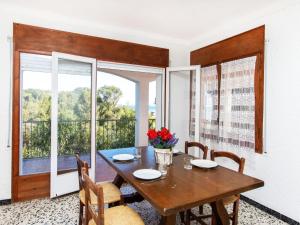 Apartment Cap de Vol by Interhome