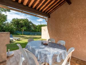 Maisons de vacances Holiday Home La Pinede - SAG171 by Interhome : photos des chambres