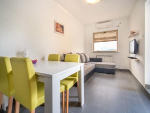 Apartment Miškulin-3 by Interhome 
