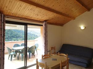 Apartment Residence Cabanaccia 3 Pieces 4 Pers by Interhome