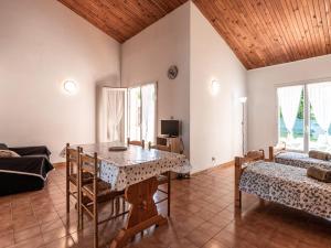 Holiday Home La Pinède- bungalow 4 pers- by Interhome