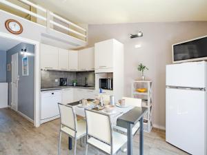Apartment Le Thalassa-1 by Interhome
