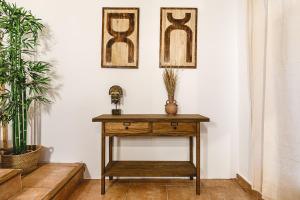 Exotic Little Palace City Center