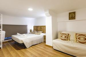 Exotic Little Palace City Center