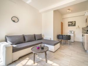 Apartment Miškulin-4 by Interhome 