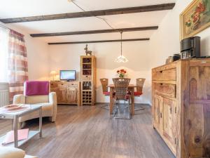 Apartment Am Hohen Bogen-26 by Interhome