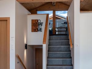 Chalet Les penguins by Interhome