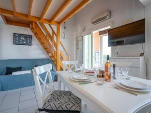 Apartment Le Front de Mer-5 by Interhome