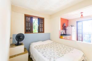 chalé com cozinha vista mar fartura