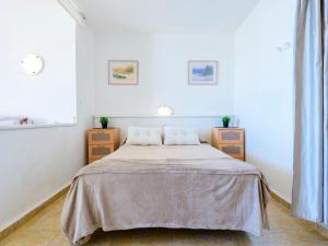 Studio Eurhostal - Seaview by Interhome