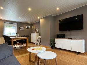 Holiday Home Familie Zinser by Interhome