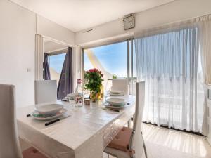 Apartment Le Beaupré by Interhome