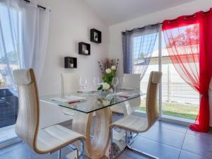 Maisons de vacances Holiday Home Plassan by Interhome : photos des chambres