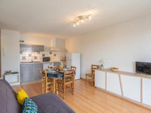 Apartment Les Hautes Folies-8 by Interhome