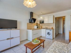 Apartment Le Sunset-Cap Sud-23 by Interhome