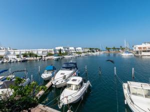 Apartment Le Nirvana-3 by Interhome