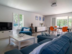 Maisons de vacances Holiday Home Villa Matisse by Interhome : photos des chambres