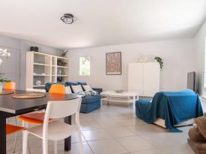 Maisons de vacances Holiday Home Villa Matisse by Interhome : photos des chambres