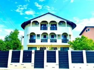 Vila Zoe BucharestAirport&Therme&Parking Otopeni - Baloteşti