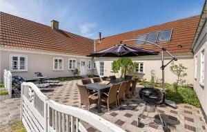 Gorgeous Home In Bogense With Wifi