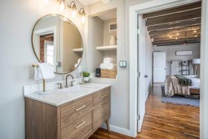 The Loft at 113 - Gateway to the North Texas Hill Country