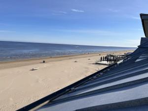 Two-STORY SEASIDE APARTMENT JURMALA