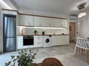 Aleria Central Apartments