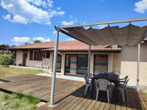 Maisons de vacances Maison de la famille et des amis : photos des chambres