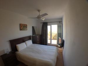 TRANQUILA Y AMPLIA CASA en CONIL