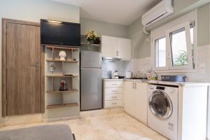 AIOLOS LUXURY alimos quiet apartment 1