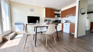 Appartements Plein Sud, appartement vue baie, acces direct plage : photos des chambres