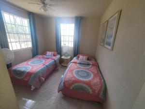 Private Apartment Close to Beach & Nightlife