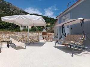 Artemis Traditional House