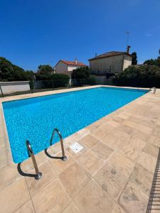 grand studio proche plage