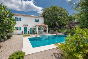 Heritage Villa Laurel