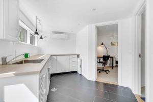 Unique Holiday Home In Quiet Surroundings