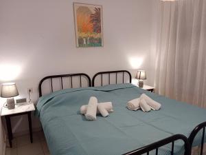 Phillys sea side apartment