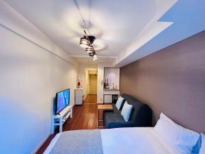 Shinjuku-Kabukicho--304-SJ0023