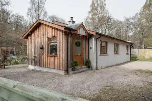 Gardeners Cottage - Seasgair Lodges - 阿维莫尔