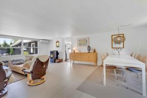 Unique Holiday Home In Quiet Surroundings