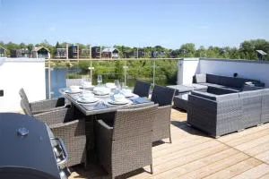 Minety Lake 43, Green Haven - 皇家伍顿巴西特