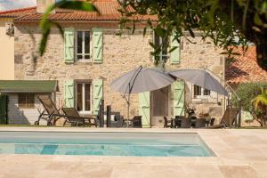 Villas Villa 6/11 pers - Piscine chauffee, jacuzzi, fitness, jeux d'arcade. : photos des chambres