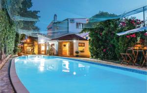 Amazing Home In Rogoznica With Outdoor Swimming Pool, Jacuzzi And Wifi