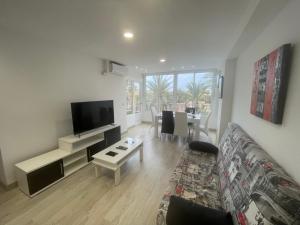 Nice apartment near the sea