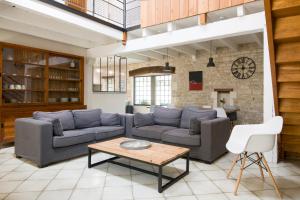 MACÉDOCY Maison de charme au cœur du Village